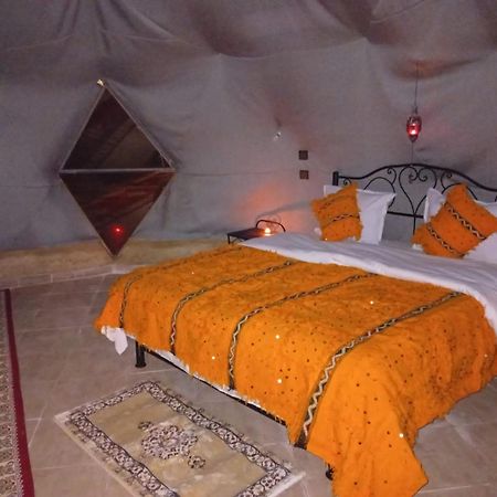 Hotel Restcamp Ergchebbi Merzouga Esterno foto