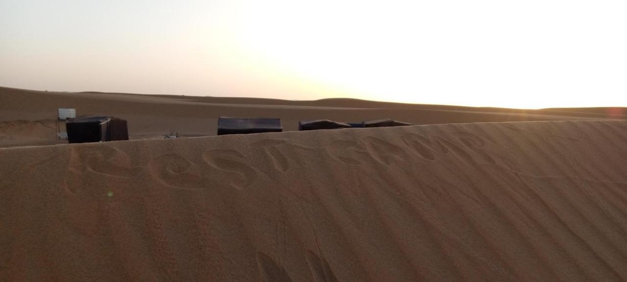 Hotel Restcamp Ergchebbi Merzouga Esterno foto