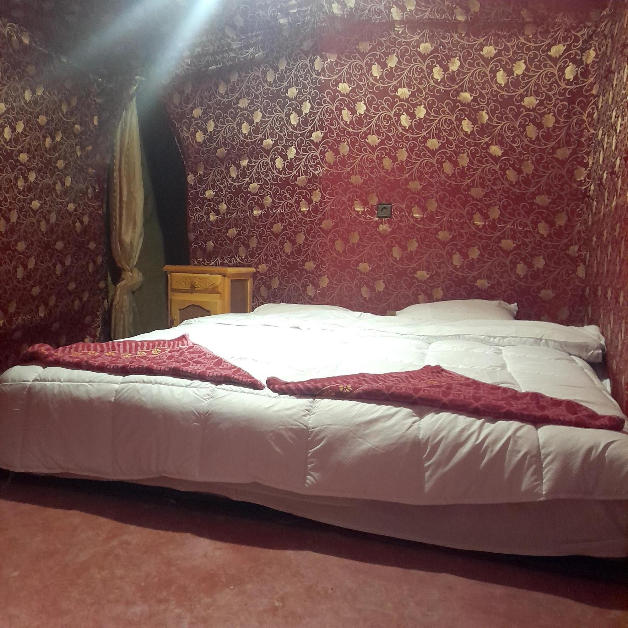 Hotel Restcamp Ergchebbi Merzouga Esterno foto