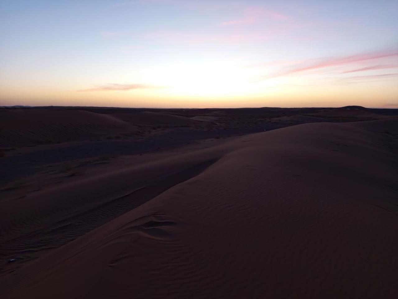 Hotel Restcamp Ergchebbi Merzouga Esterno foto